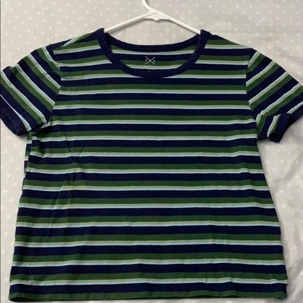 Cropped tee
